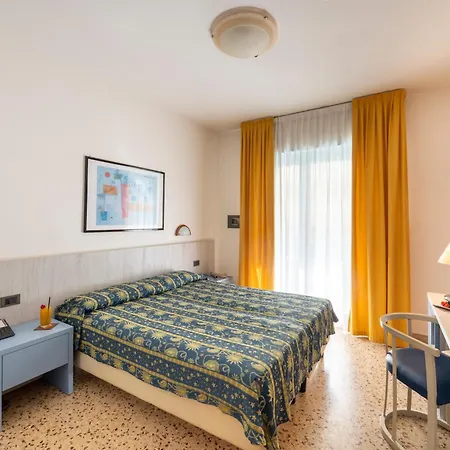 Hotel Olimpia & 3*