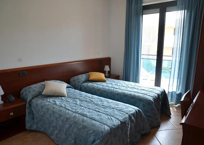 Hotel Olimpia & 3*
